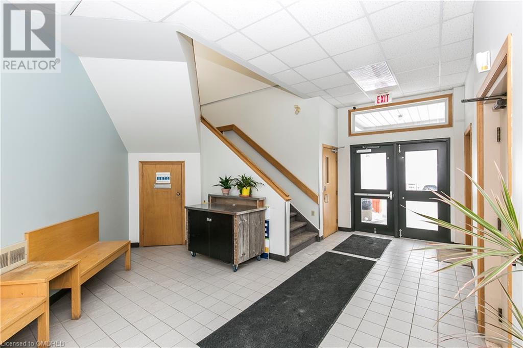 For rent 35 CRAWFORD Crescent, Campbellville, Ontario L0P1B0