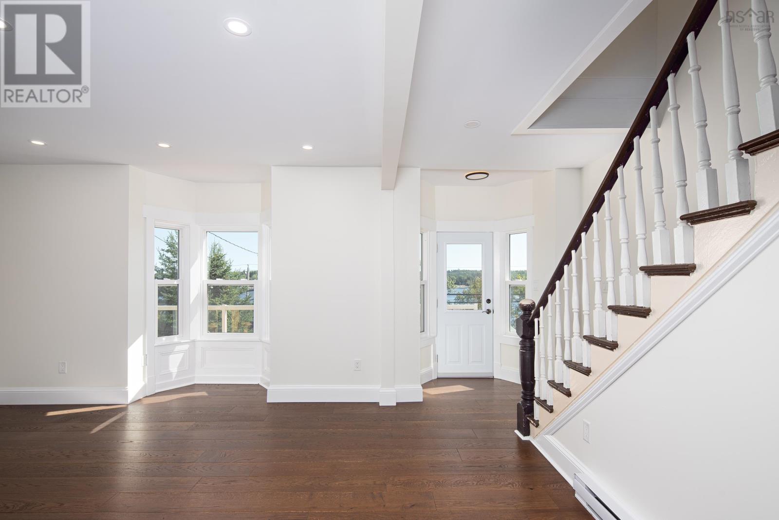 For sale 246 Highway 329, Fox Point, Nova Scotia B0J1T0 202403933