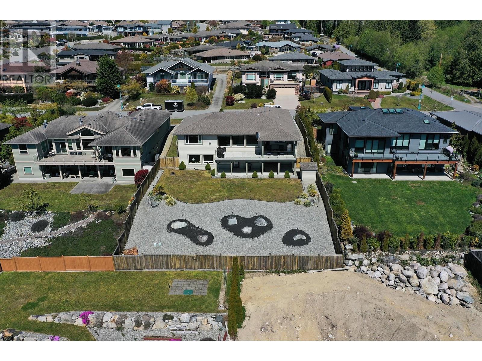 For sale 6217 ORACLE ROAD, Sechelt, British Columbia V7Z0N7 R2873199