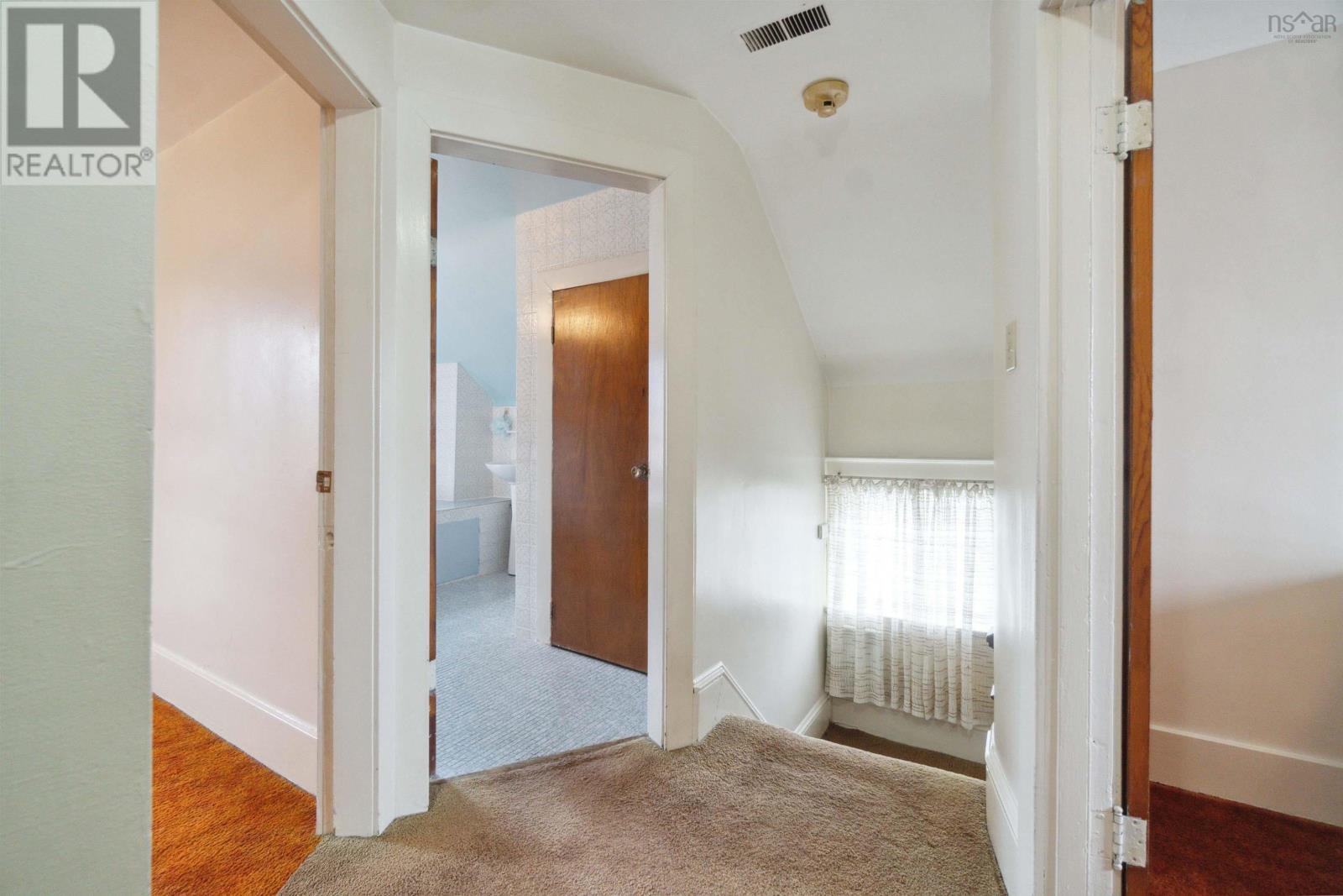 30 Vimy Avenue, Halifax, Nova Scotia B3M1G6 REALTOR.ca