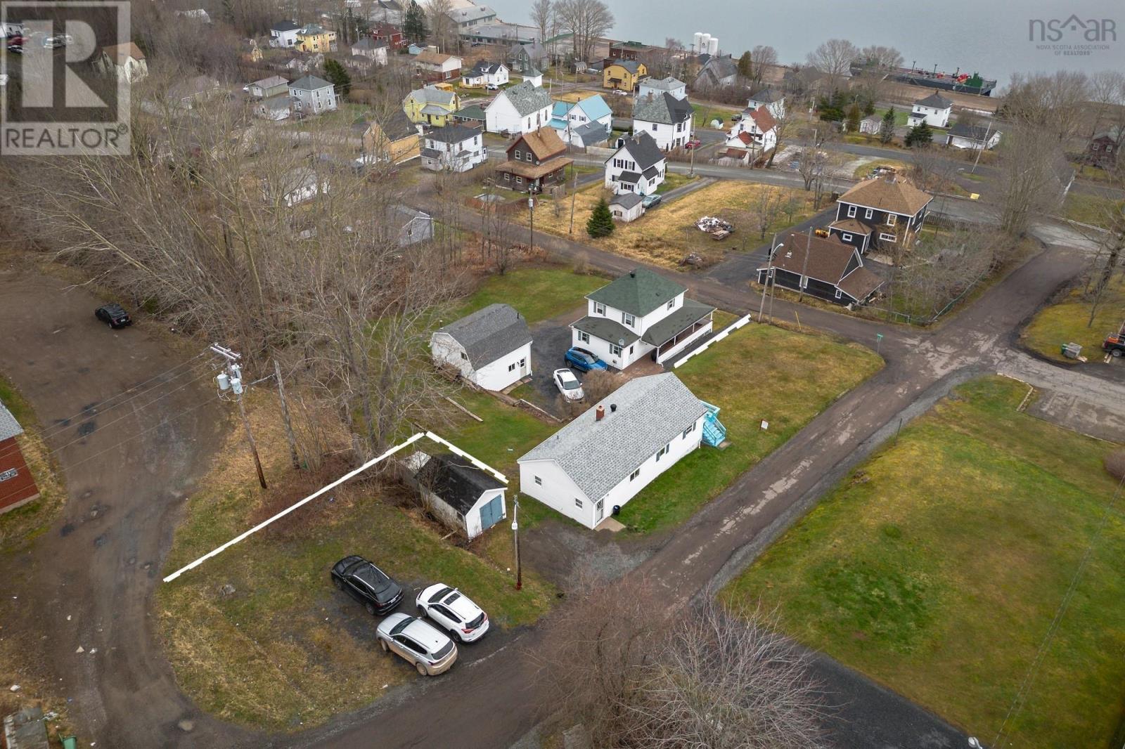 35 Tower Rd, Mulgrave, Nova Scotia B0E2G0 REALTOR.ca