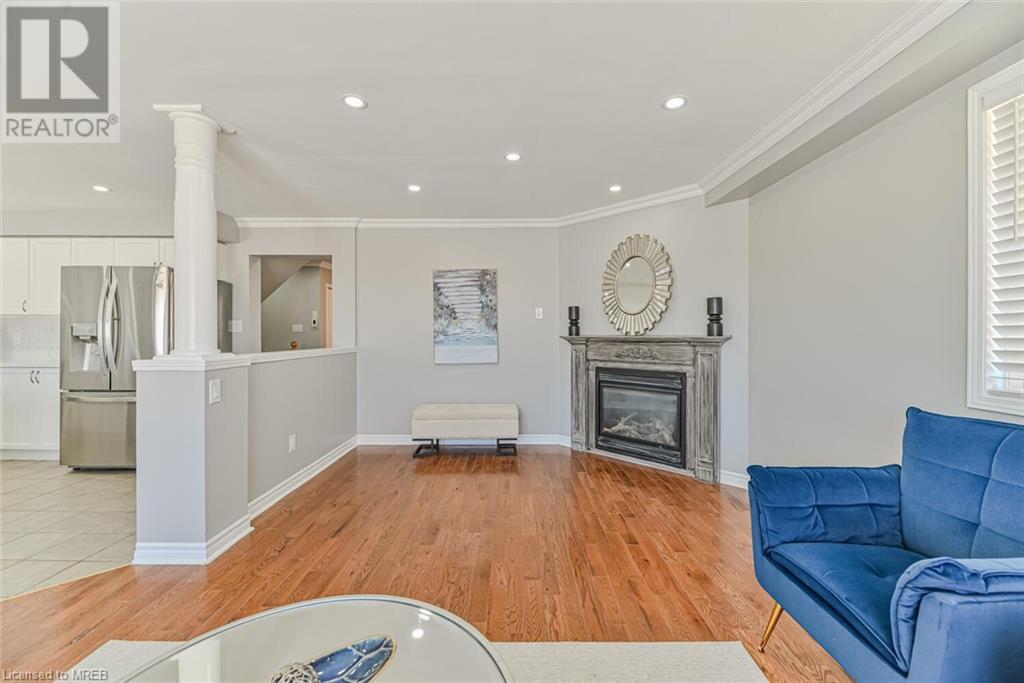 For sale 420 NEWPORT Drive, Cambridge, Ontario N3H5S6 40577049