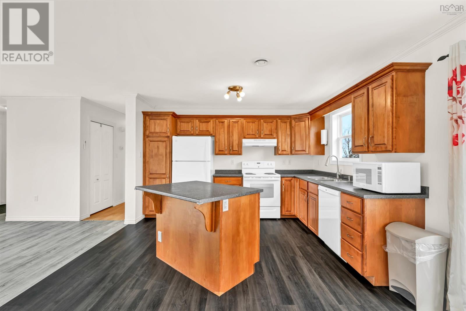 11731 Highway 7, Lake Charlotte, Nova Scotia B0J2L0 REALTOR.ca