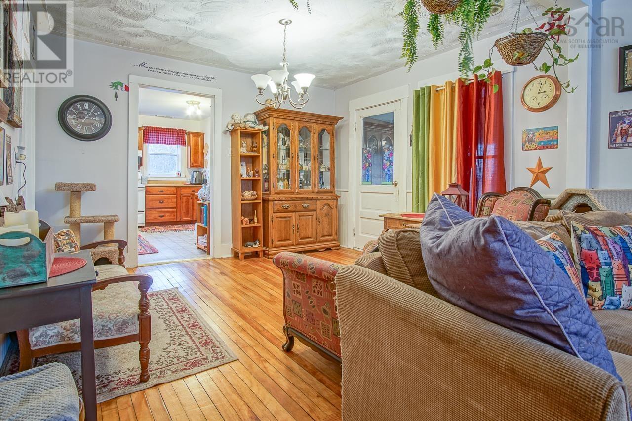 2287 Highway 1, Auburn, Nova Scotia B0P1A0 REALTOR.ca