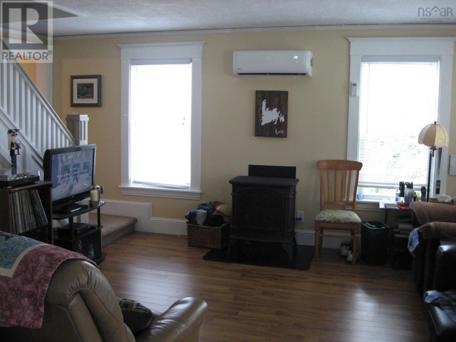 259 HIGHWAY 8, Milton, Nova Scotia B0T1P0 REALTOR.ca