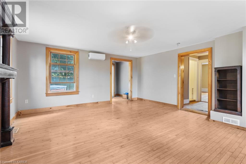 For sale 4639 BATH Road, Amherstview, Ontario K7N1A8 40578419