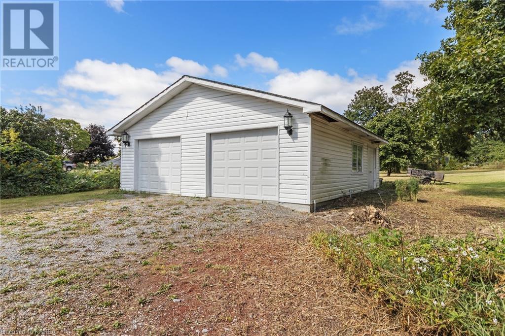 For sale 4639 BATH Road, Amherstview, Ontario K7N1A8 40578419