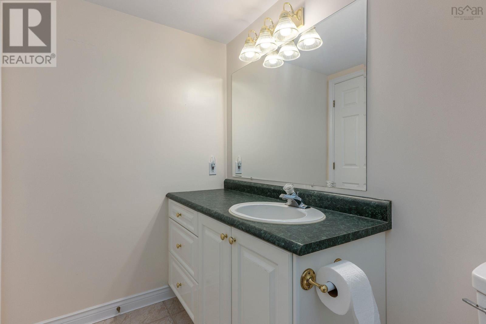 302 80 Waterfront Drive, Bedford, Nova Scotia B4A4E4 REALTOR.ca