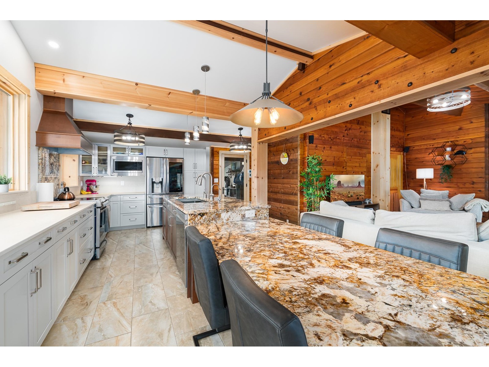 For sale 5612 WOLF CREEK ROAD, Wasa, British Columbia V1C4H5 2476417