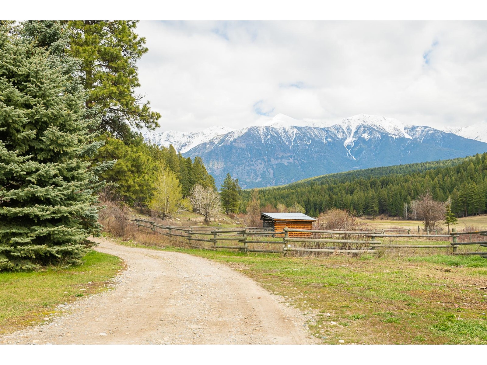 For sale 5612 WOLF CREEK ROAD, Wasa, British Columbia V1C4H5 2476417