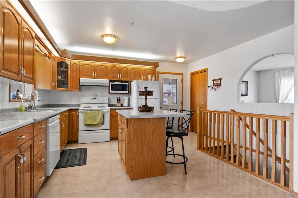 For sale 23042 Cobalt Road, Dugald, Manitoba R5T0B3 202409091