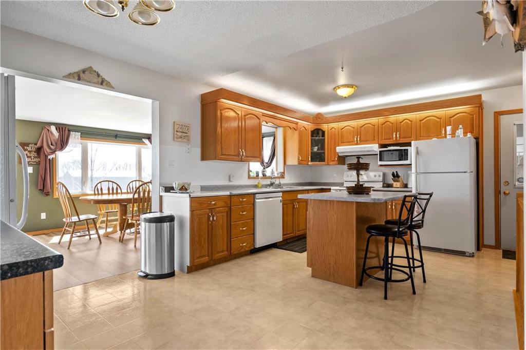 For sale 23042 Cobalt Road, Dugald, Manitoba R5T0B3 202409091