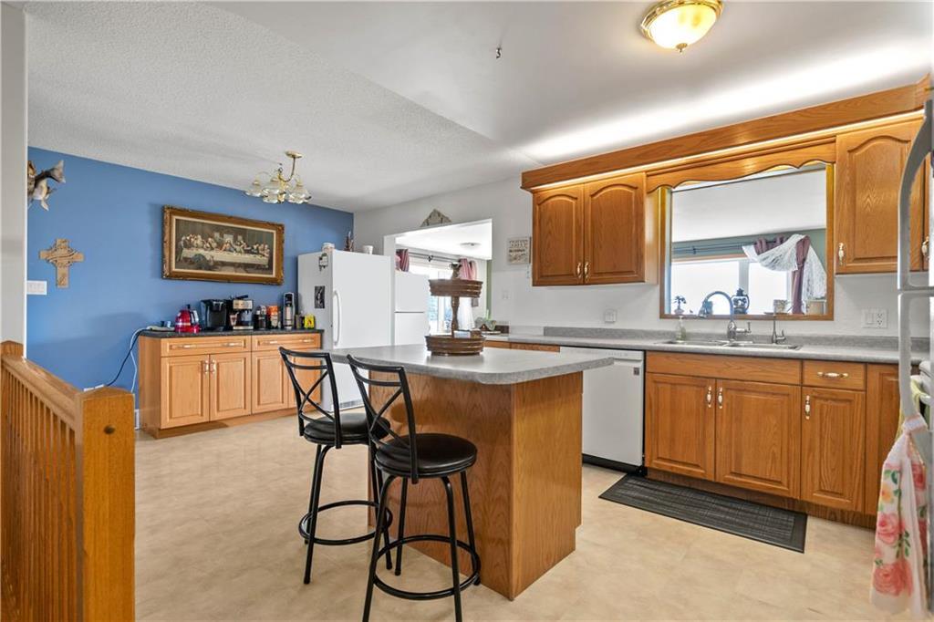 For sale 23042 Cobalt Road, Dugald, Manitoba R5T0B3 202409091