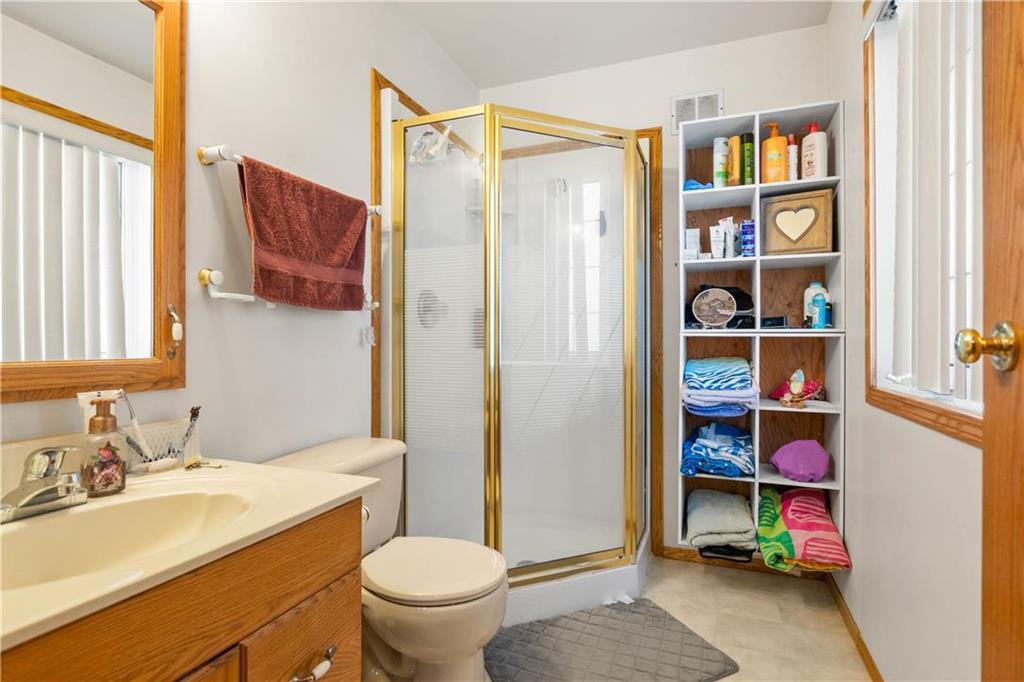 For sale 23042 Cobalt Road, Dugald, Manitoba R5T0B3 202409091