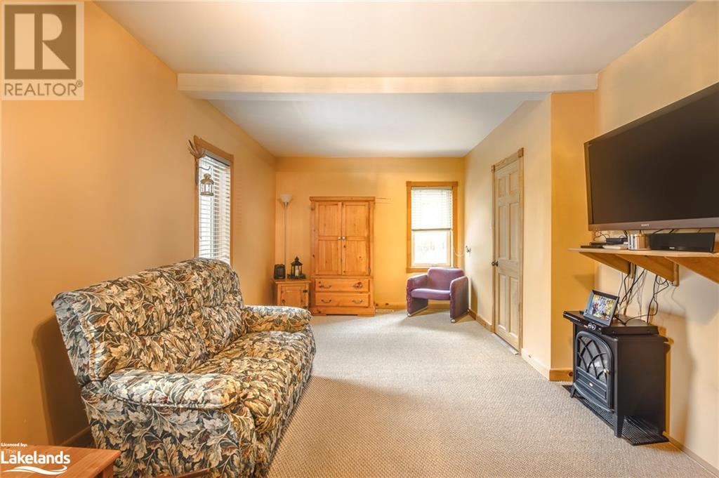 For sale 659 HONEY HARBOUR Road, Port Severn, Ontario L0K1S0