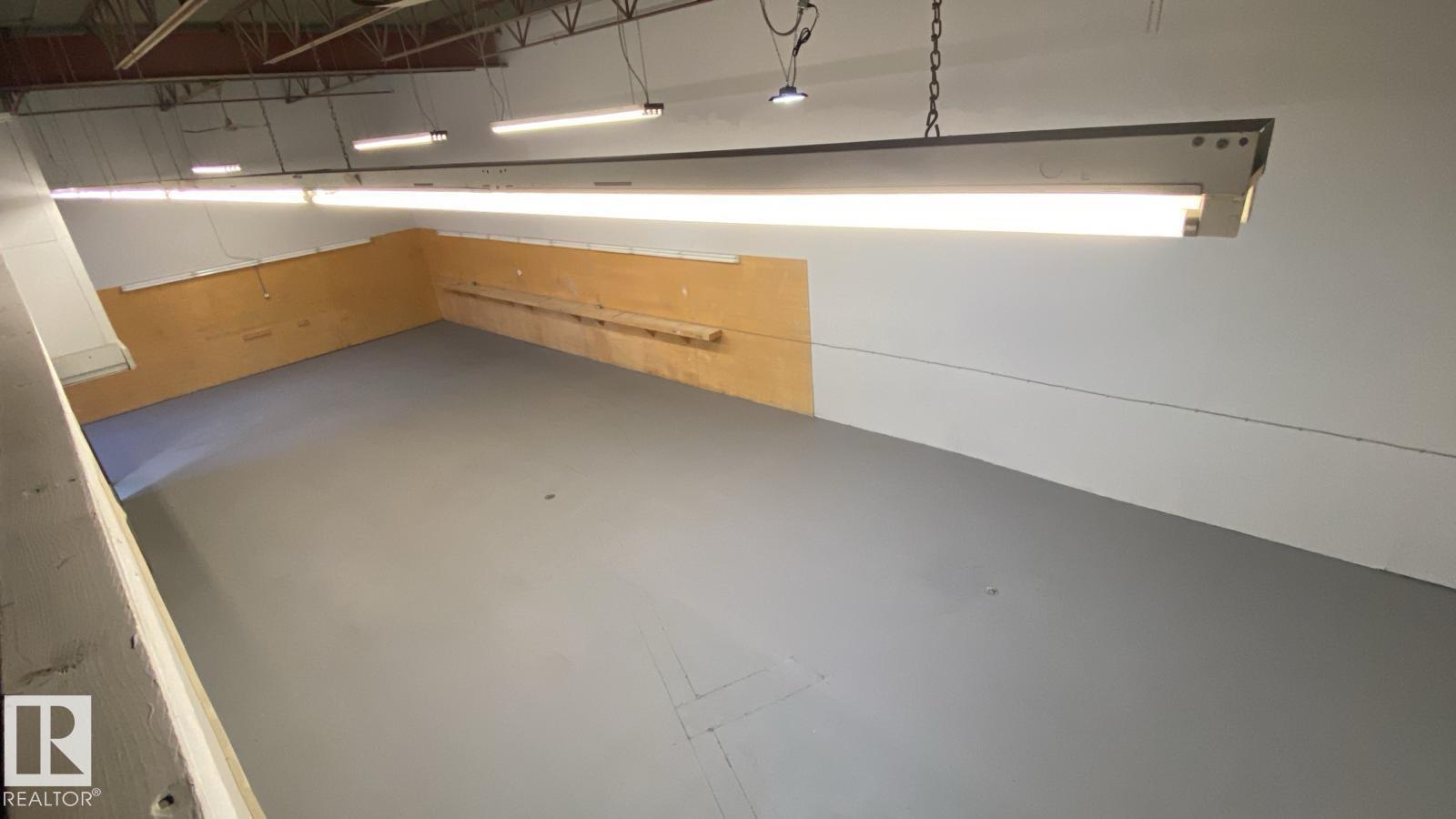 For lease 25 CHISHOLM AV, St. Albert, Alberta T8N5A5 E4365046