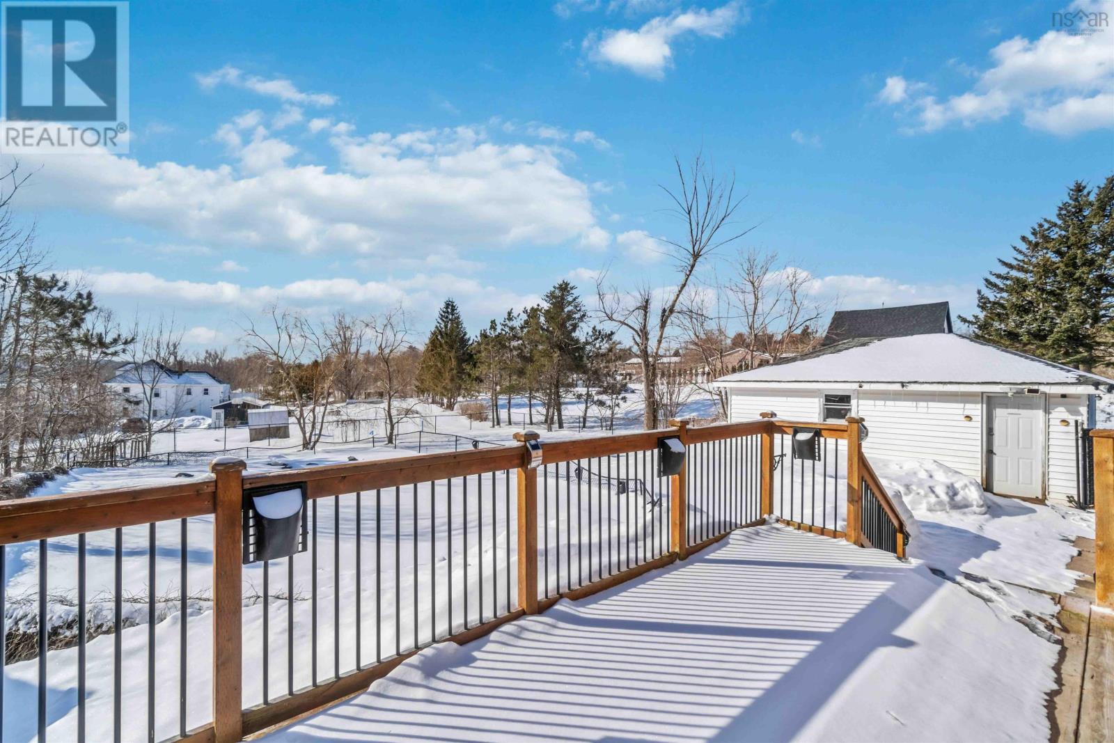 11 Claremont Avenue, Stellarton, Nova Scotia B0K1S0 REALTOR.ca