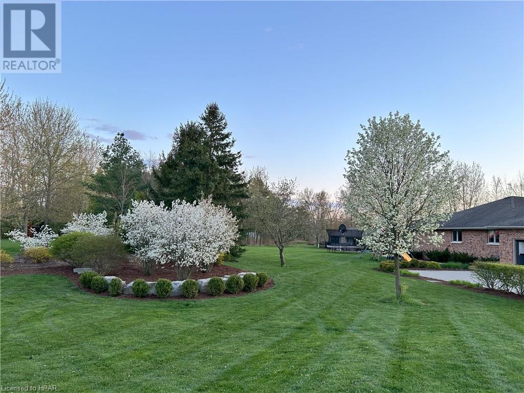 For sale 1879 STONE MILL Court, Woodslee, Ontario N0R1V0 40579404