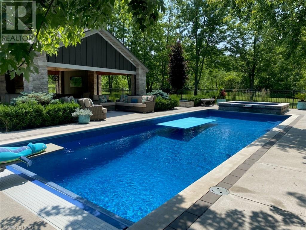 For sale 1879 STONE MILL Court, Woodslee, Ontario N0R1V0 40579404