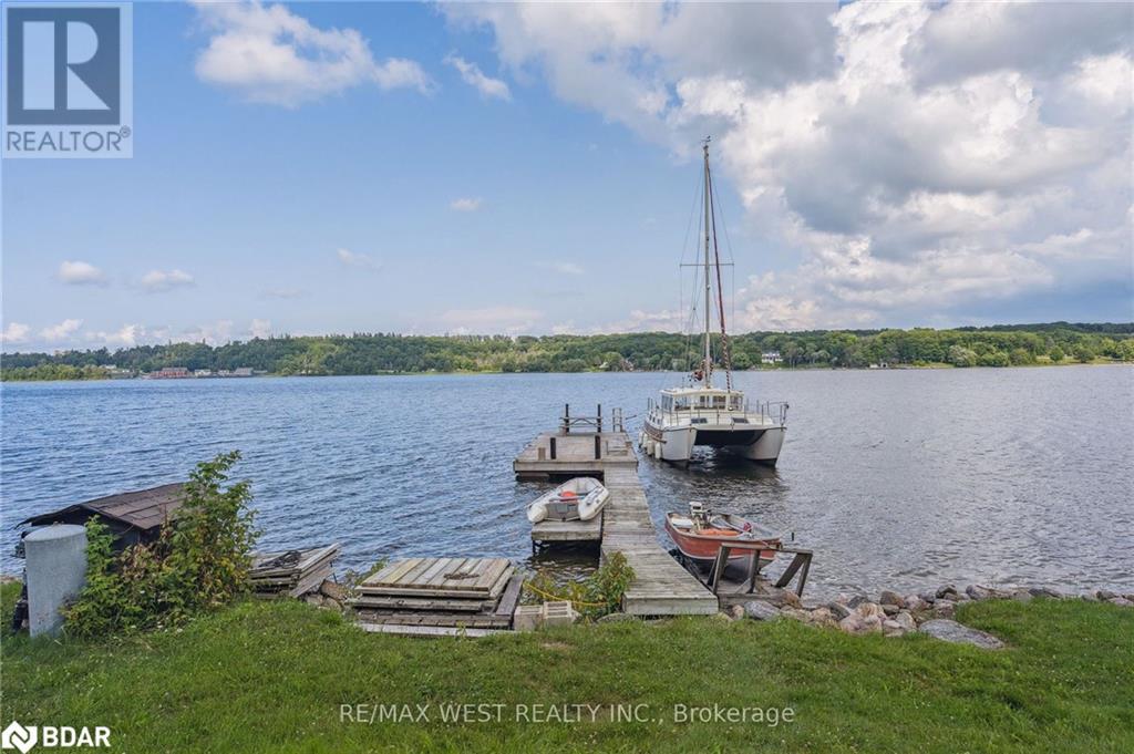 For sale 437 CHAMPLAIN Road, Ontario L9M1S5