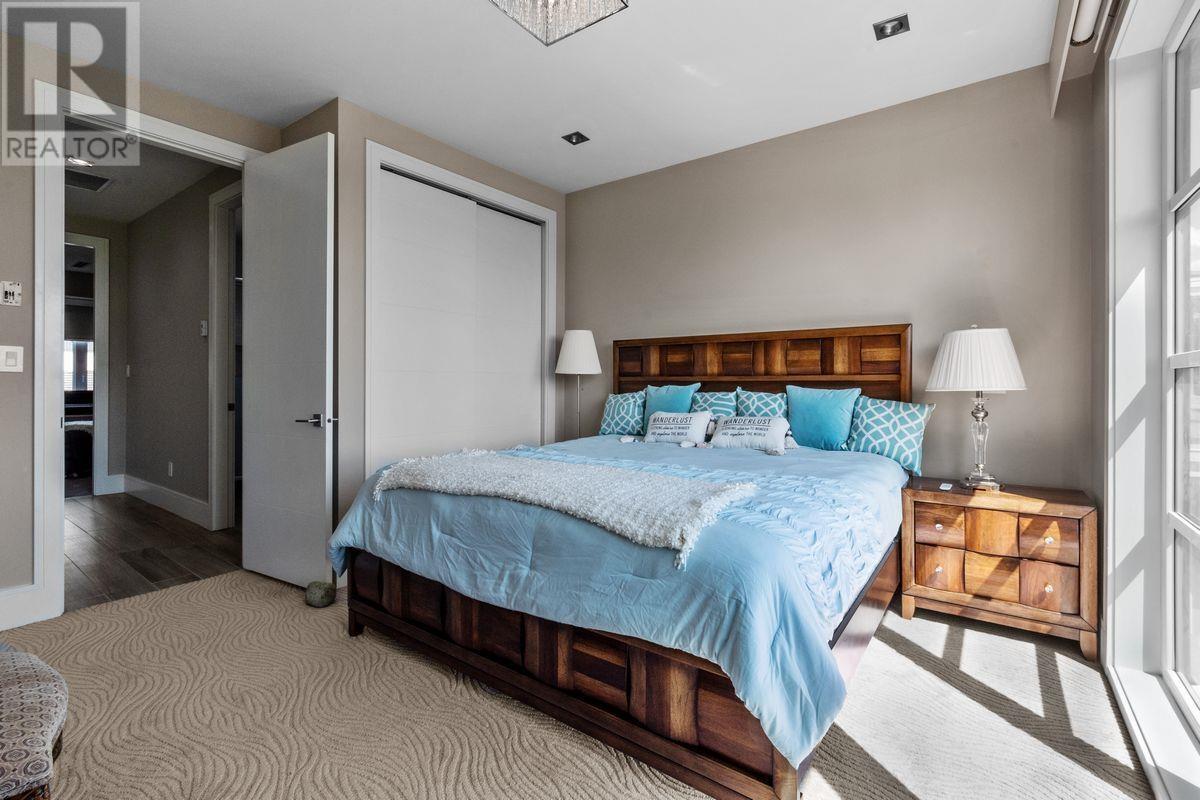 For sale 5507 PORTLAND STREET, Burnaby, British Columbia V5J2R5