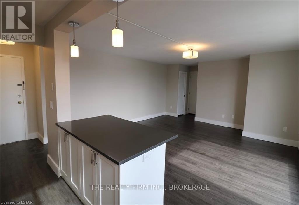 For sale 65 ST. ST, Brantford, Ontario N3R1V2 X8282980