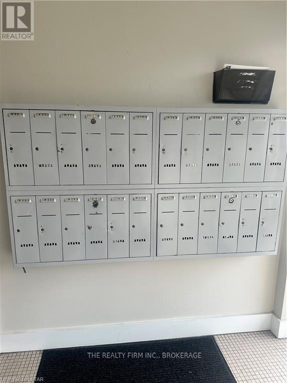 For sale 65 ST. ST, Brantford, Ontario N3R1V2 X8282980