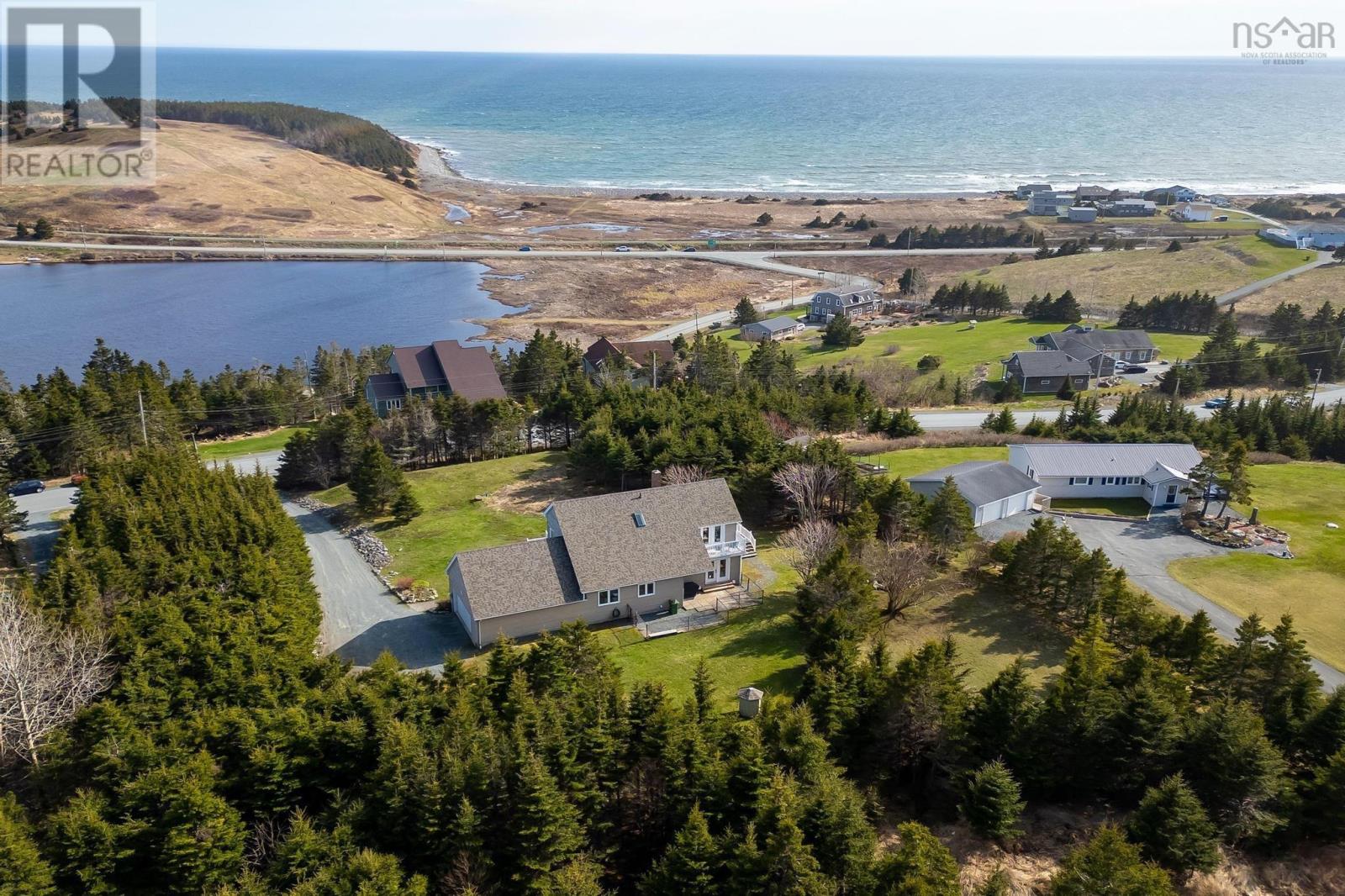 18 Oceanic Drive, East Lawrencetown, Nova Scotia B2Z1P4 REALTOR.ca