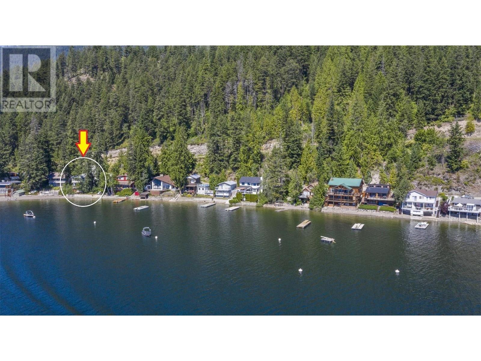 For sale: 4746 Sunnybrae Canoe Point Road, Tappen, British Columbia ...