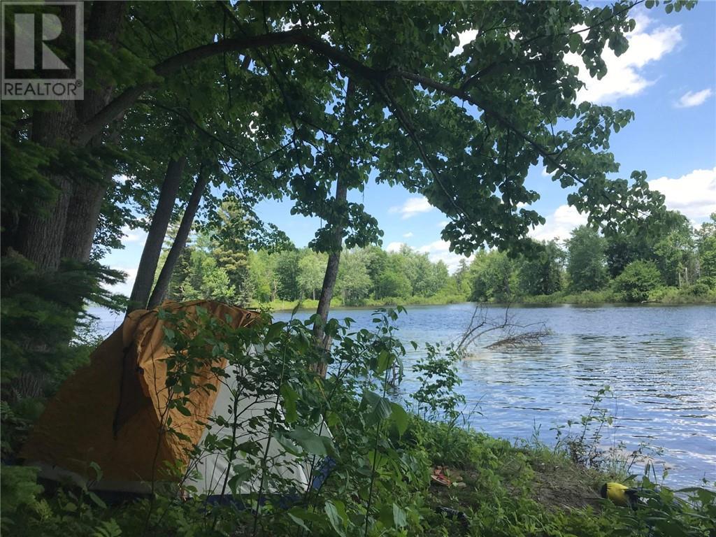 For sale BUTTERNUT ISLAND, Beachburg, Ontario K0J1C0 1389299