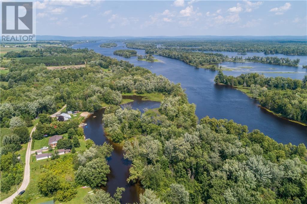 For sale BUTTERNUT ISLAND, Beachburg, Ontario K0J1C0 1389299