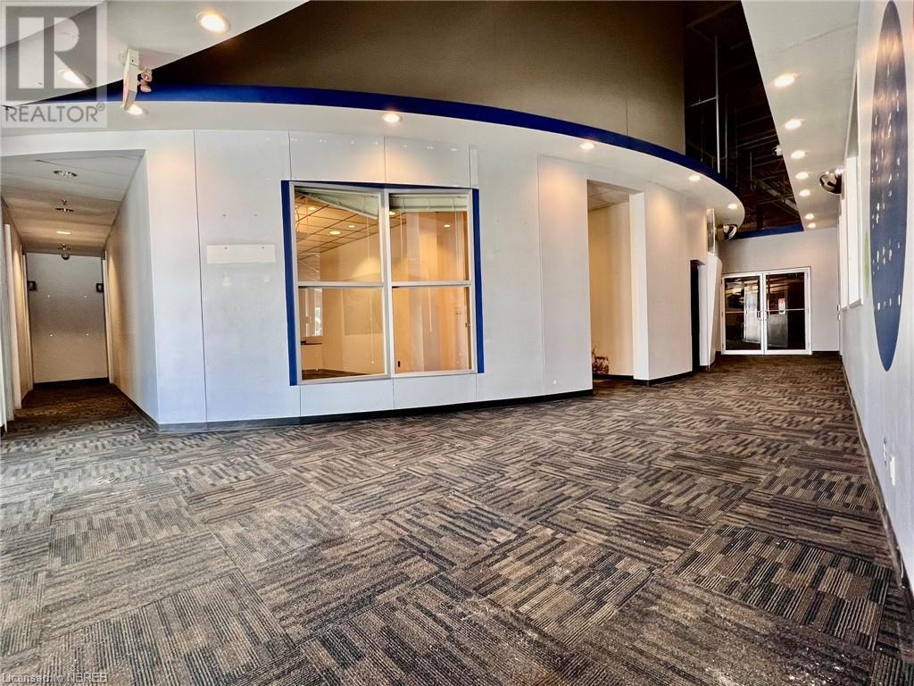 For rent 390 LAKESHORE Drive, North Bay, Ontario P1A2C7 40523457