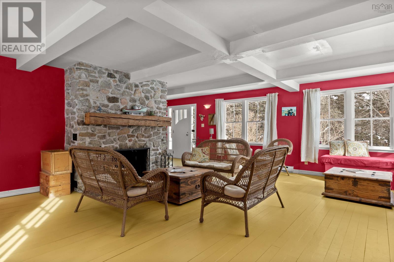 For sale 16 Latimer Lane, Chester Basin, Nova Scotia B0J1K0