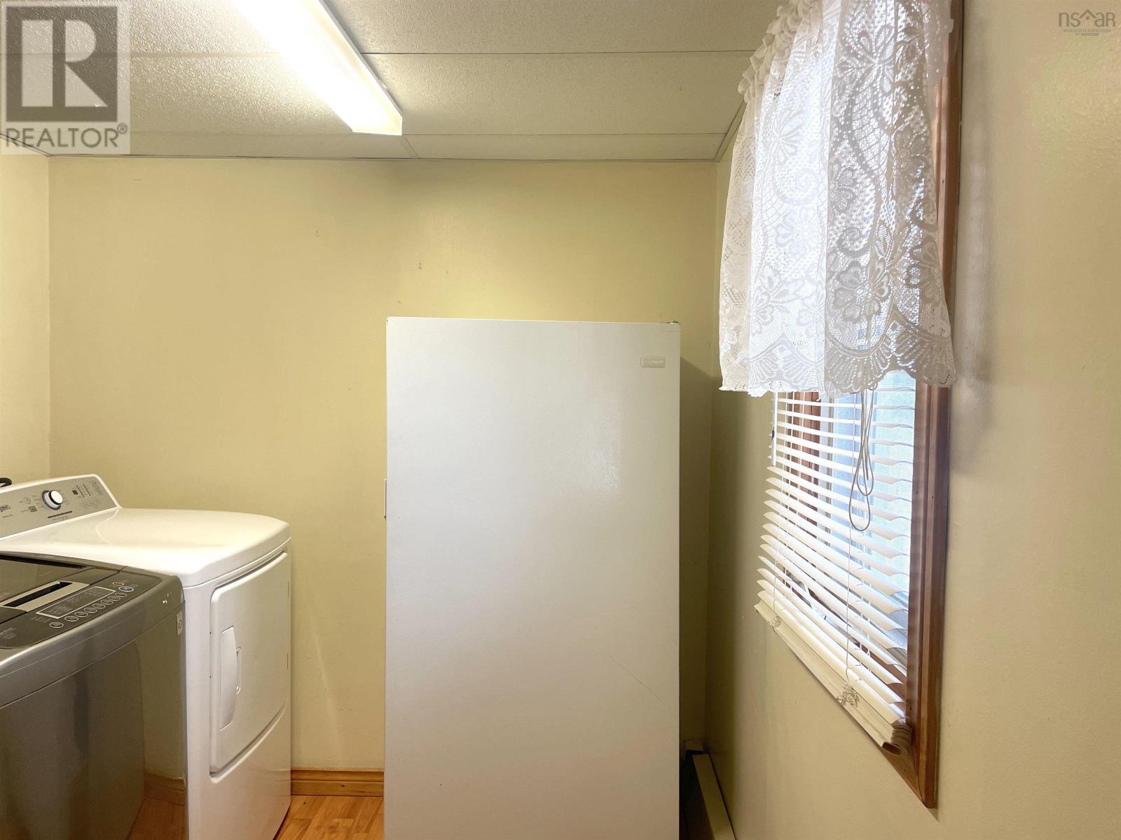 For sale 102 Oceanview Drive, Neils Harbour, Nova Scotia B0C1N0