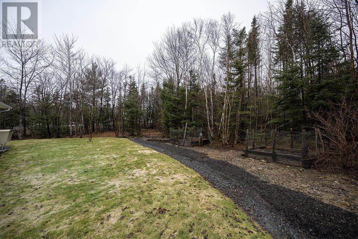 149 Highway 1 Highway, Mount Uniacke, Nova Scotia B0N1Z0 REALTOR.ca