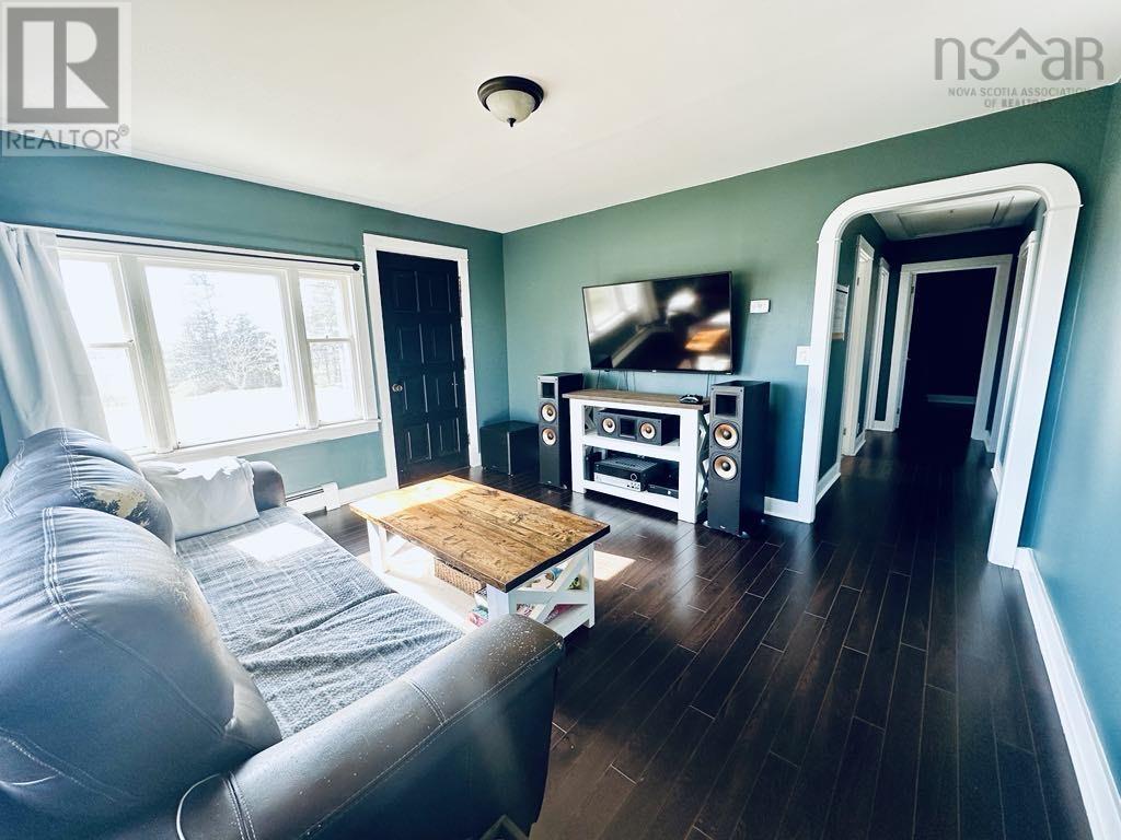 For sale 3131 Highway 334, Lower Wedgeport, Nova Scotia B0W3M0