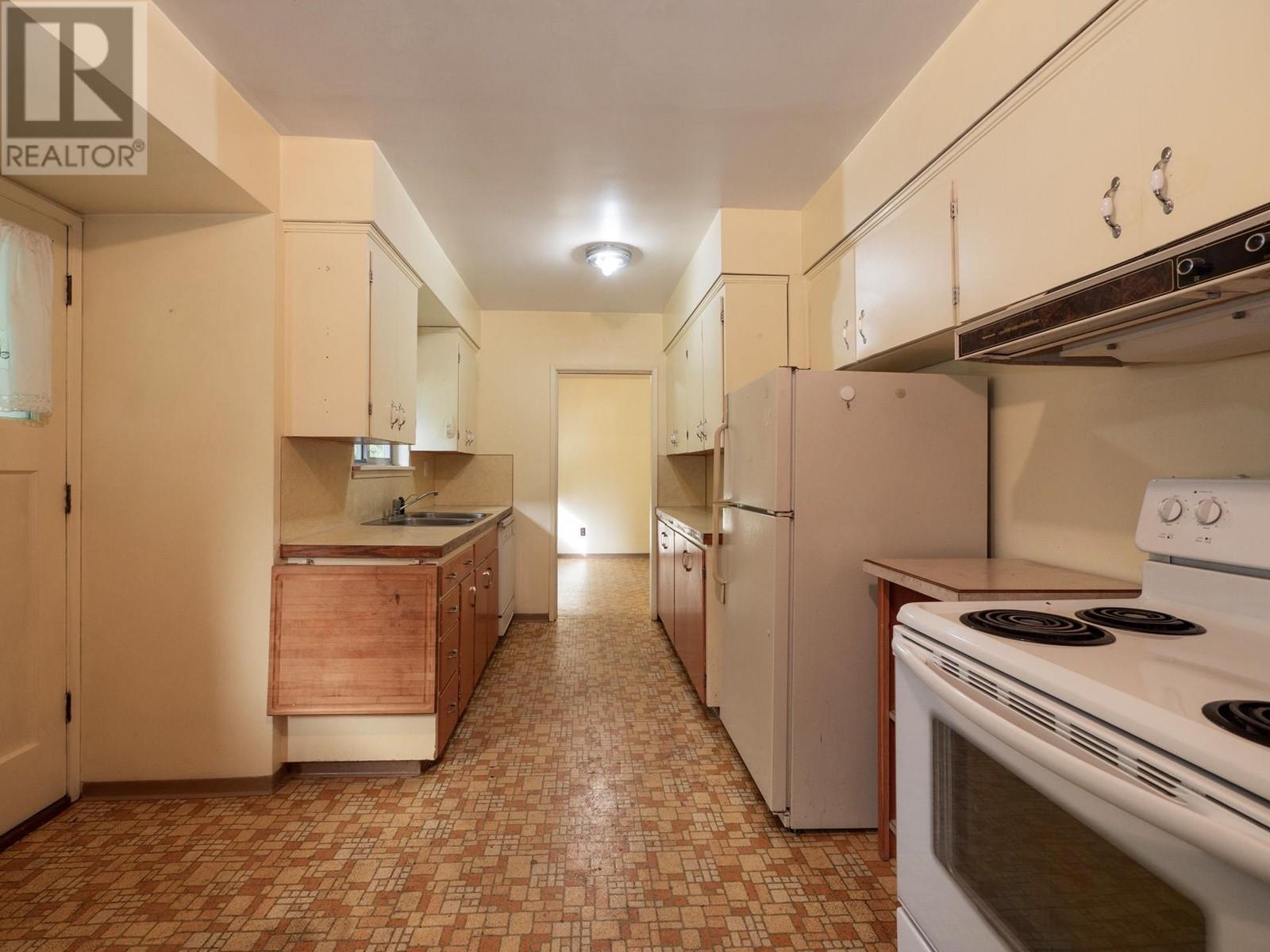 For sale 772 O'SHEA ROAD, Gibsons, British Columbia V0N1V9 R2867291