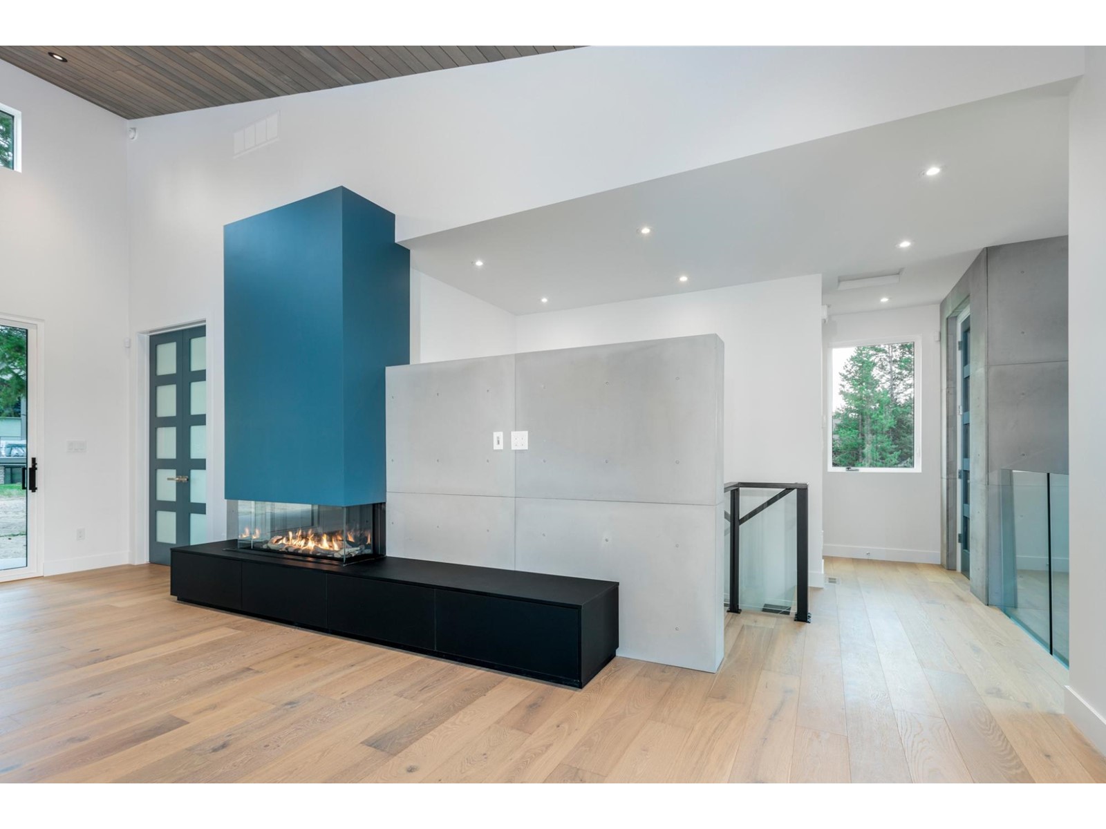 For sale 868 ANTLER RIDGE ROAD, Windermere, British Columbia V0B2L0