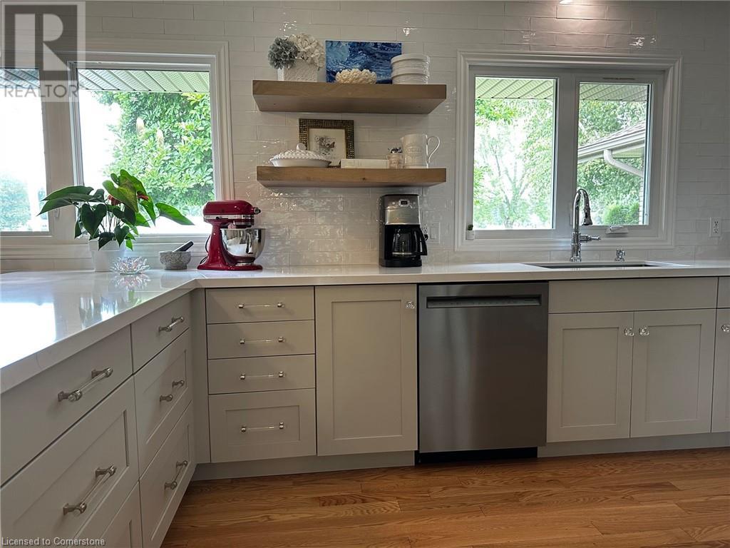 For sale 30 SUNNINGHILL Drive, Port Dover, Ontario N0A1N6 40565944