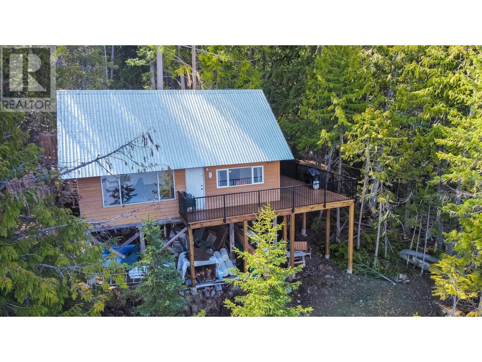 For sale 5305 EAST BARRIERE LAKE FSR, Barriere, British Columbia