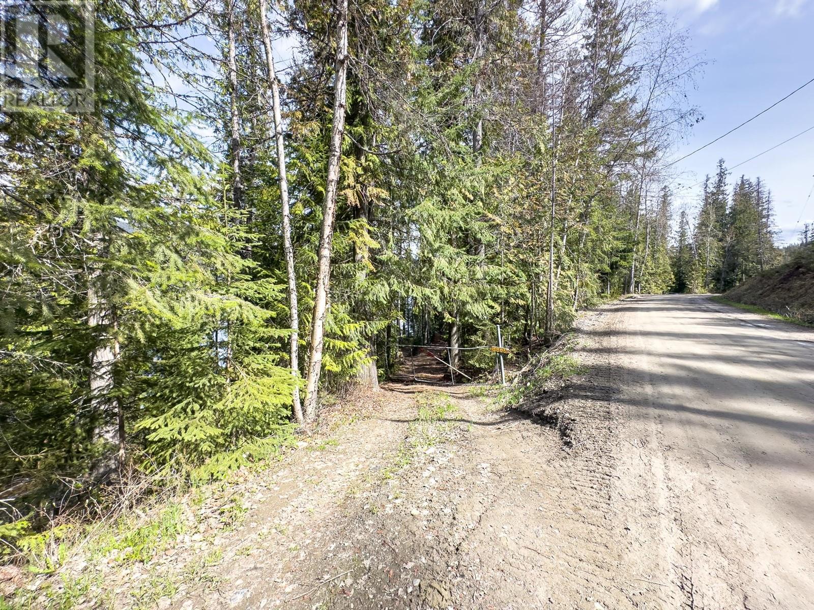 For sale 5305 EAST BARRIERE LAKE FSR, Barriere, British Columbia