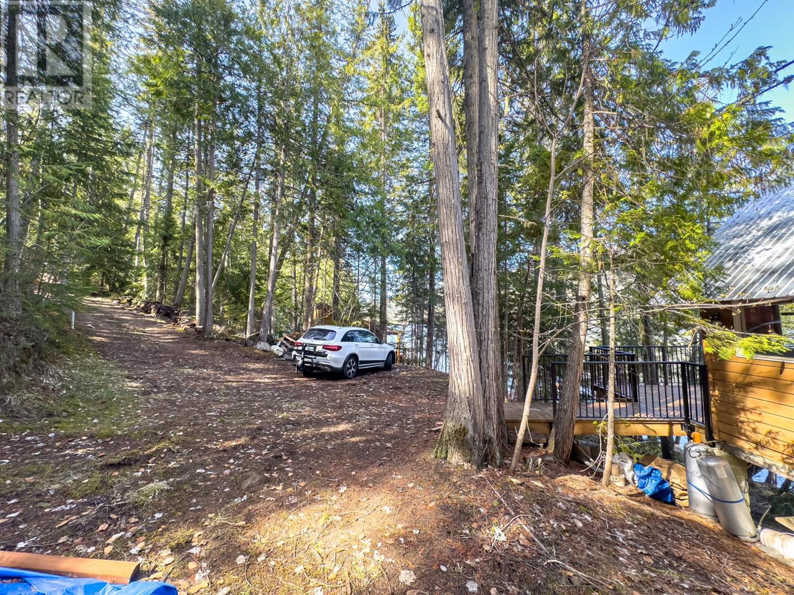 For sale 5305 EAST BARRIERE LAKE FSR, Barriere, British Columbia 178201 REALTOR.ca