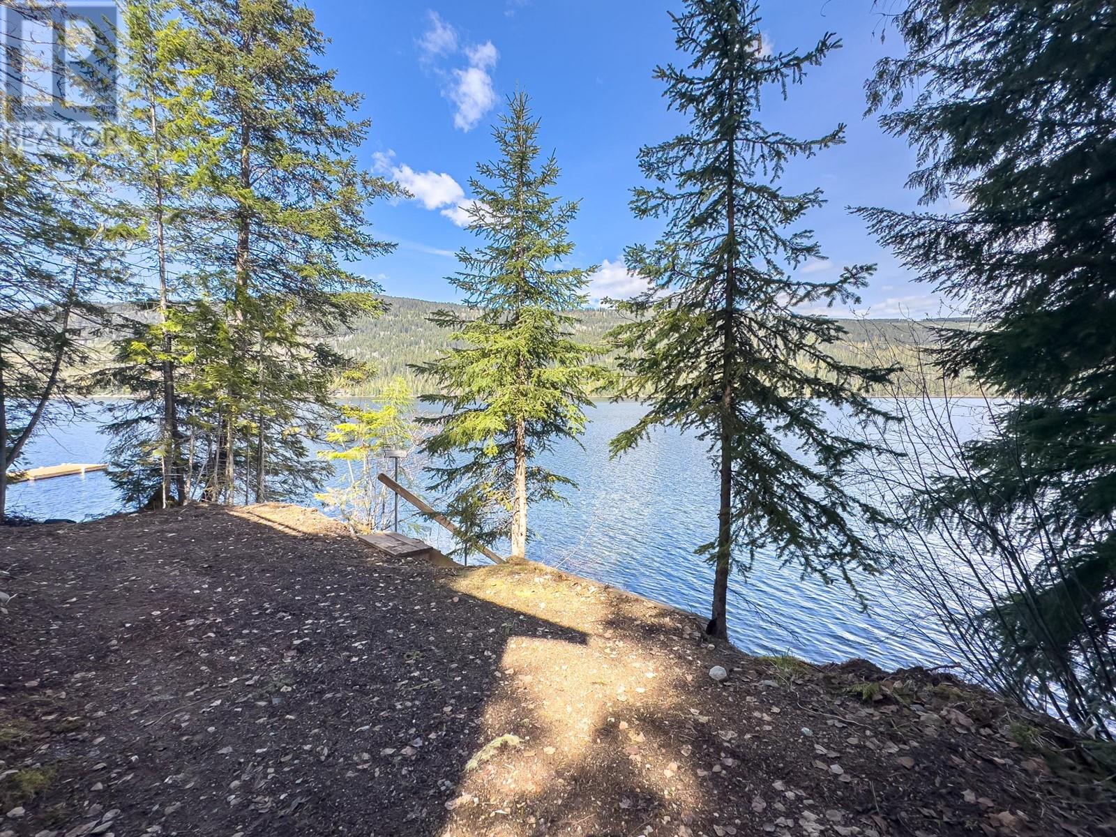 For sale 5305 EAST BARRIERE LAKE FSR, Barriere, British Columbia 178201 REALTOR.ca