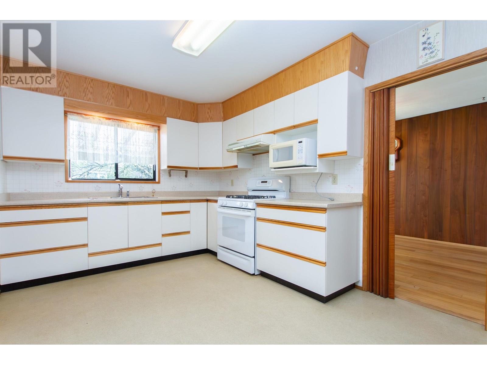 For sale 41842 BIRKEN ROAD, Squamish, British Columbia V0N1H0