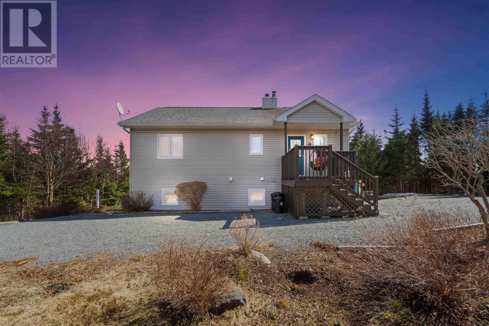 For sale 334 West Porters Lake Road, Porters Lake, Nova Scotia B3E1K5