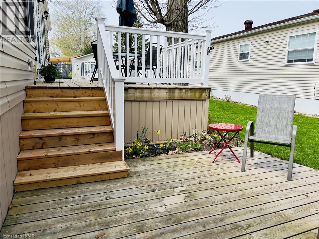 For sale 16 CHEROKEE Lane, Meneset, Ontario N7A3Y2 40577153 REALTOR.ca