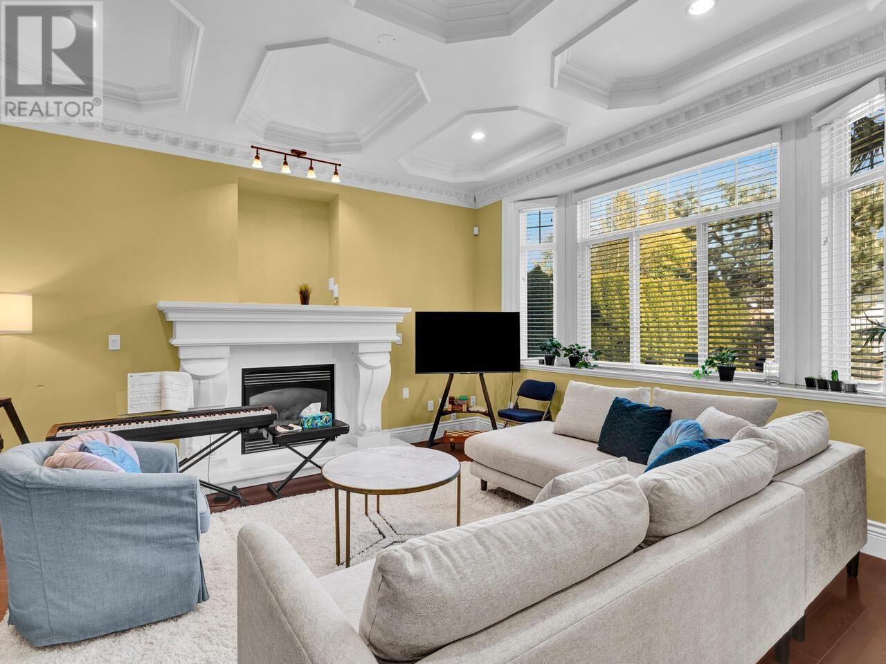 For sale 7865 ELWELL STREET, Burnaby, British Columbia V5E1M1