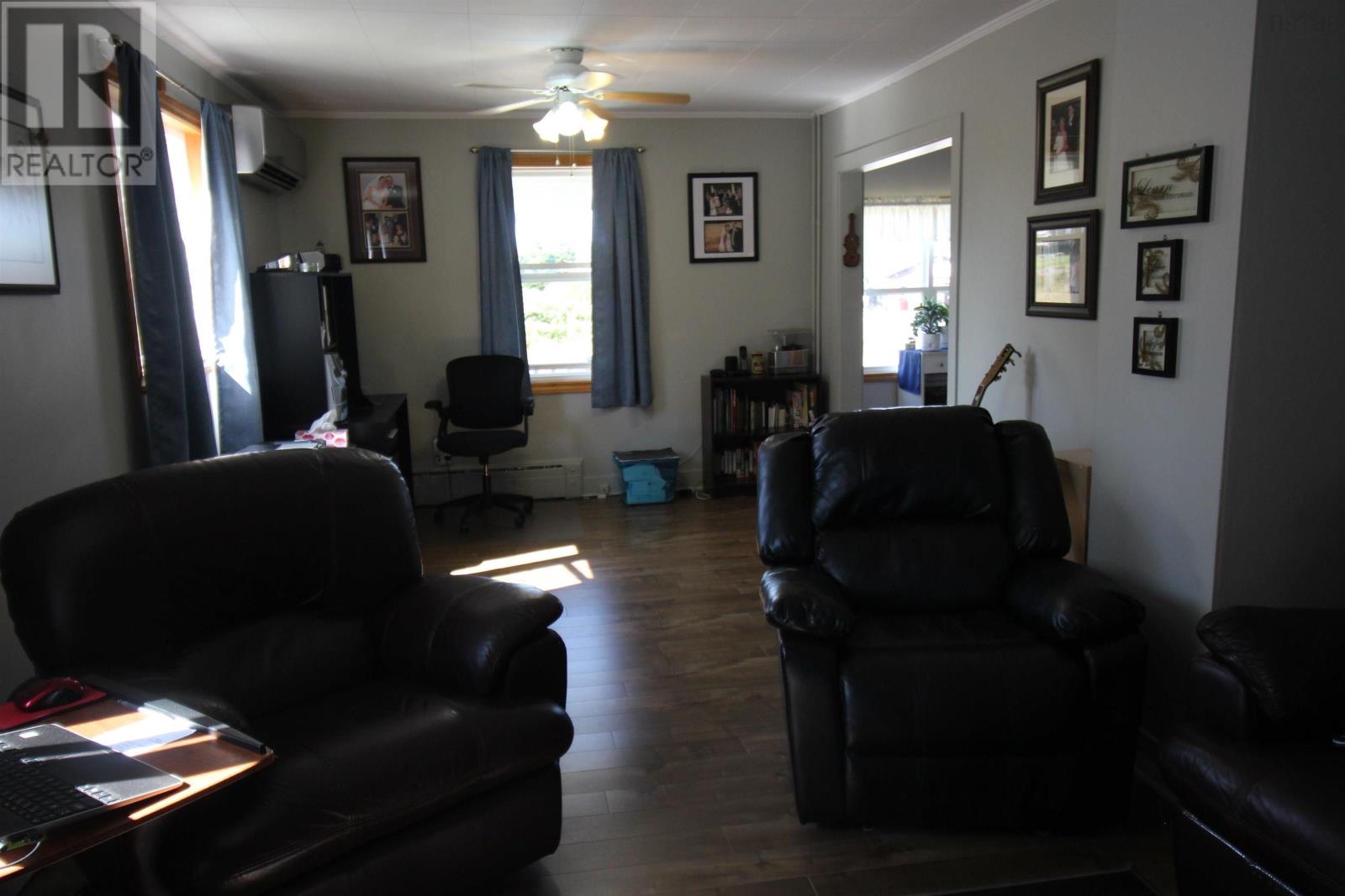 For sale 66 King Street, Canso, Nova Scotia B0H1H0 202403450