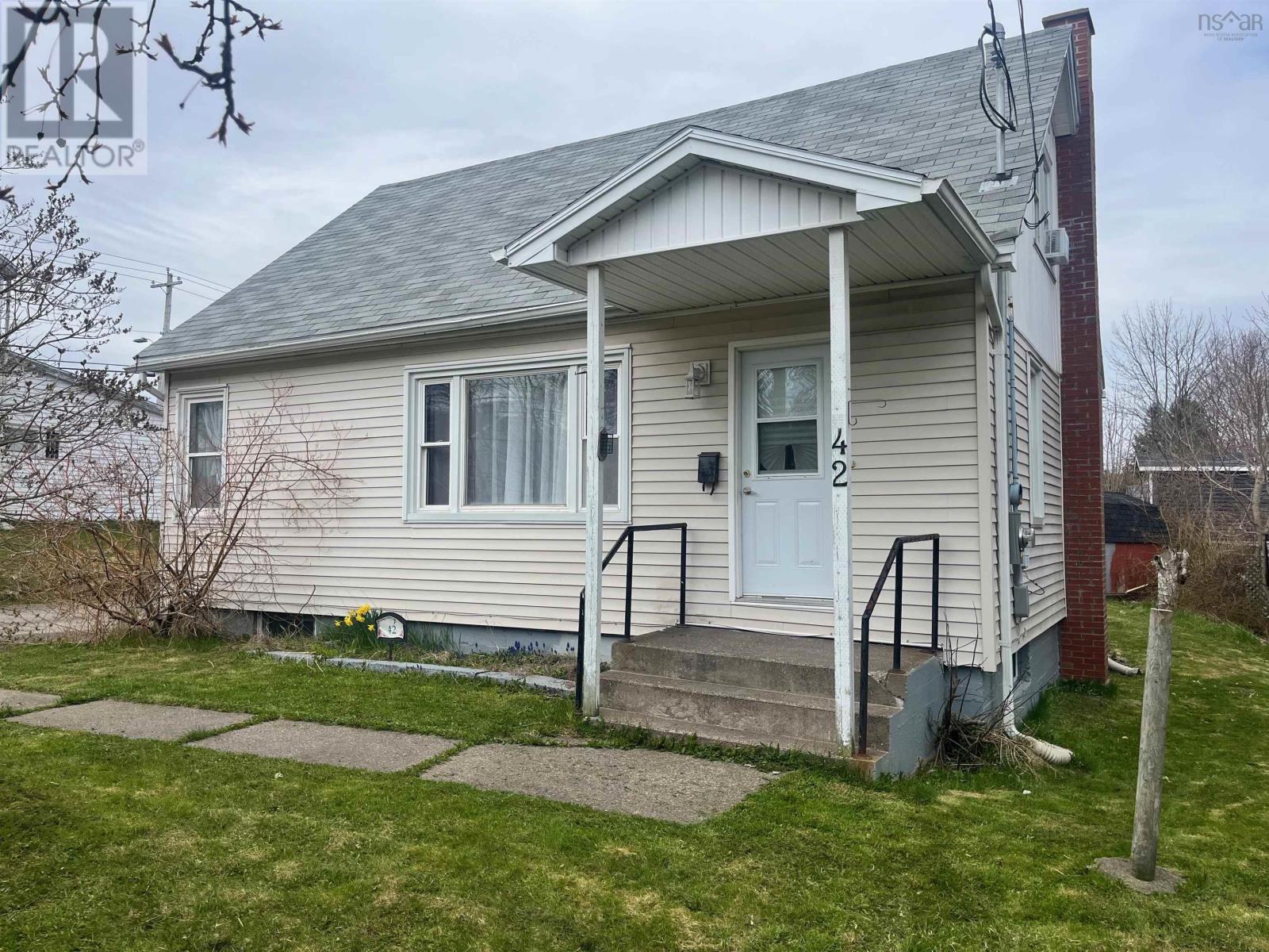 For sale 42 Highland Drive, Antigonish, Nova Scotia B2G1N9 202408951