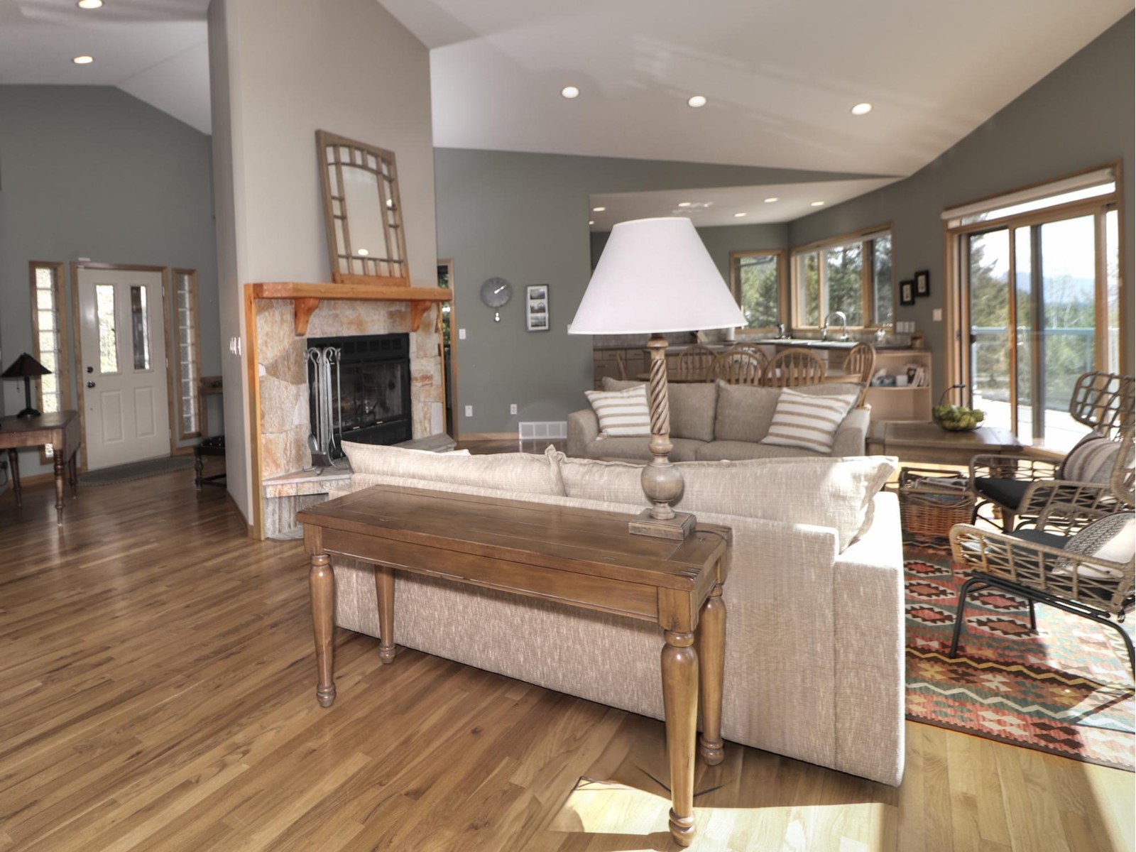 For sale 2360/2380 HIGHWAY 95, Spillimacheen, British Columbia V0A1P0